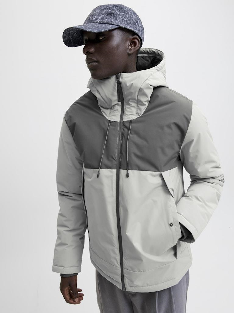 Jack & Jones JCOUNION Light Padded Blocking Jacket SN – Renk Bloklu Hafif Şişme Erkek Mont, Suya Dayanıklı, Rahat Kesim 