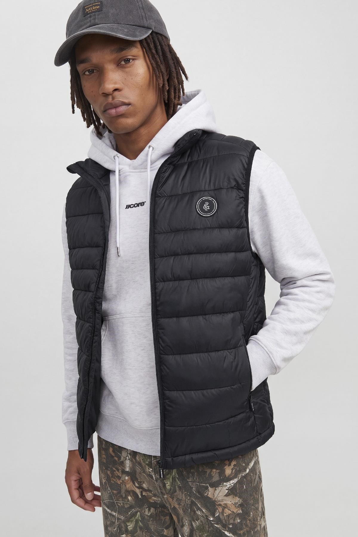 Jack & Jones JJEKINGSLEY Erkek Hafif Şişme Yelek Dik Yaka Günlük Rahat 