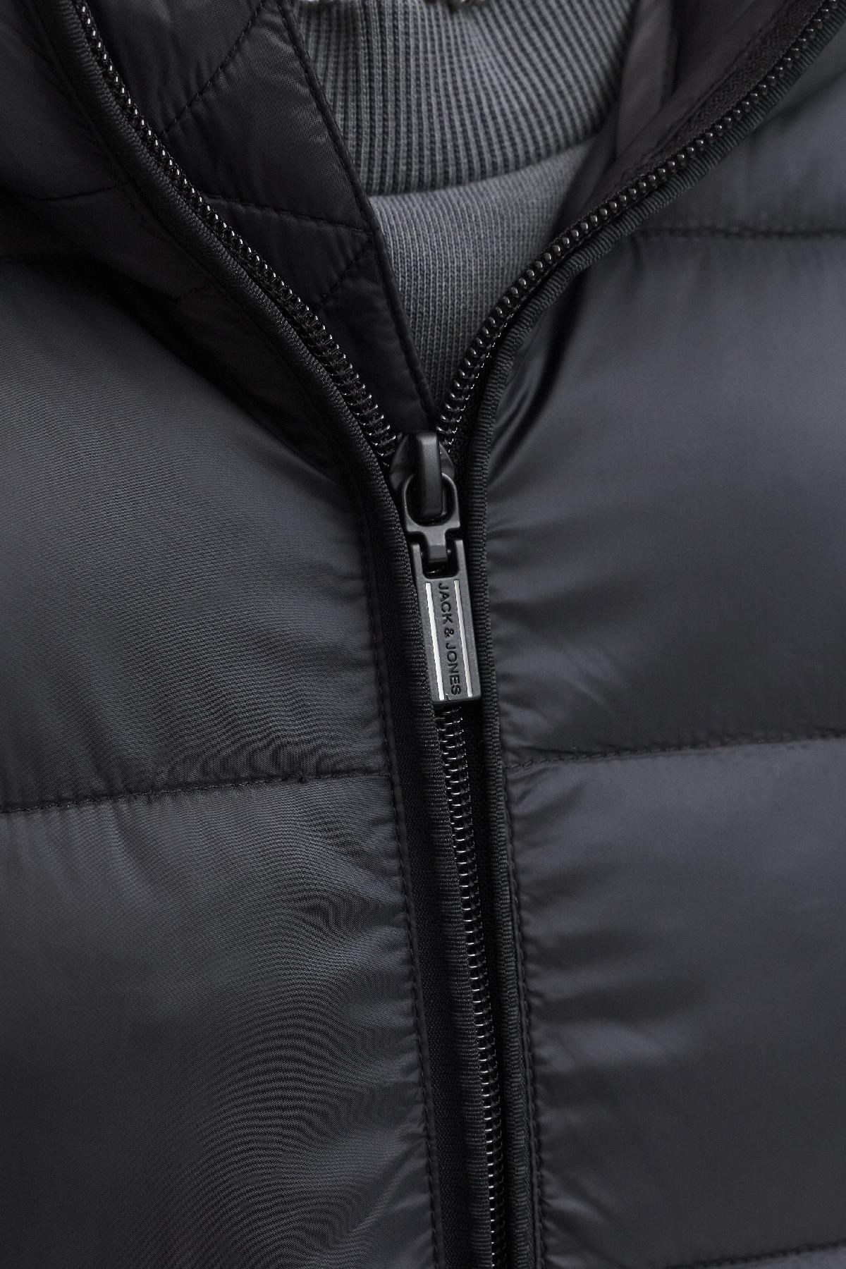 Jack & Jones JJEKINGSLEY Erkek Kapüşonlu Hafif Şişme Mont Puffer Günlük Rahat 