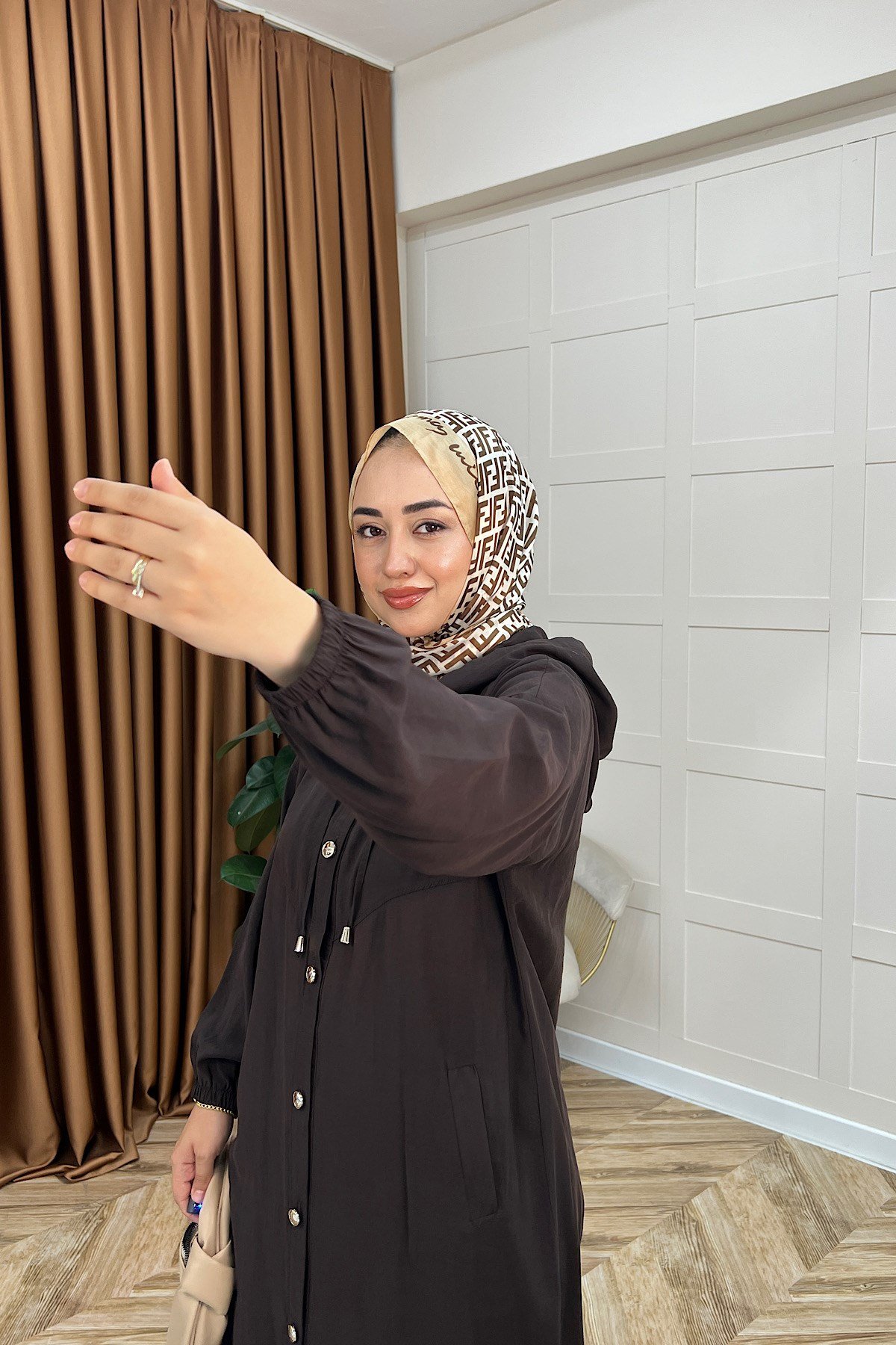 004-Liana Düğmeli Kap Kahverengi