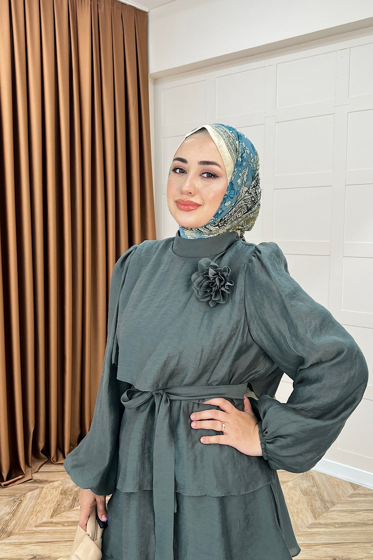 Aura Broş Detay Takım Haki