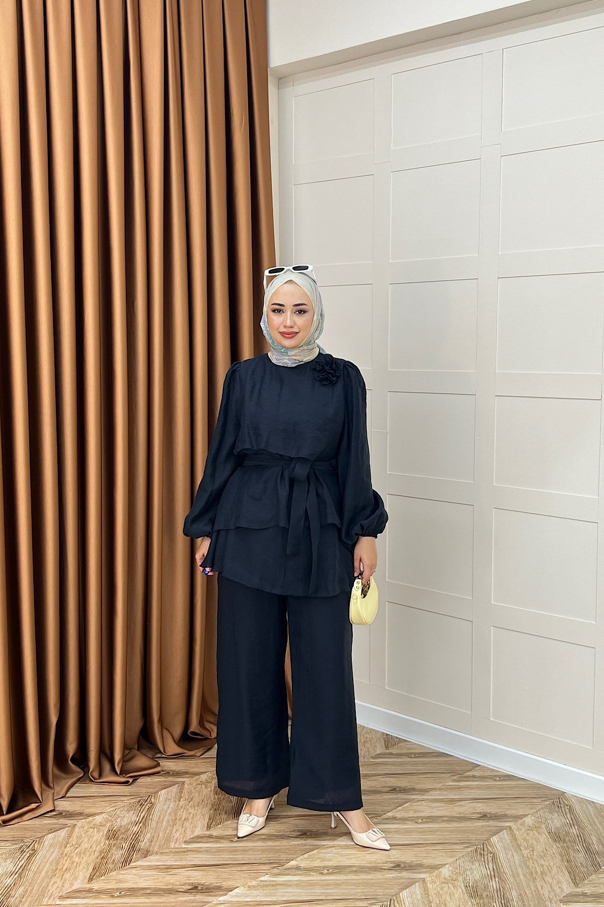 Aura Broş Detay Takım Lacivert
