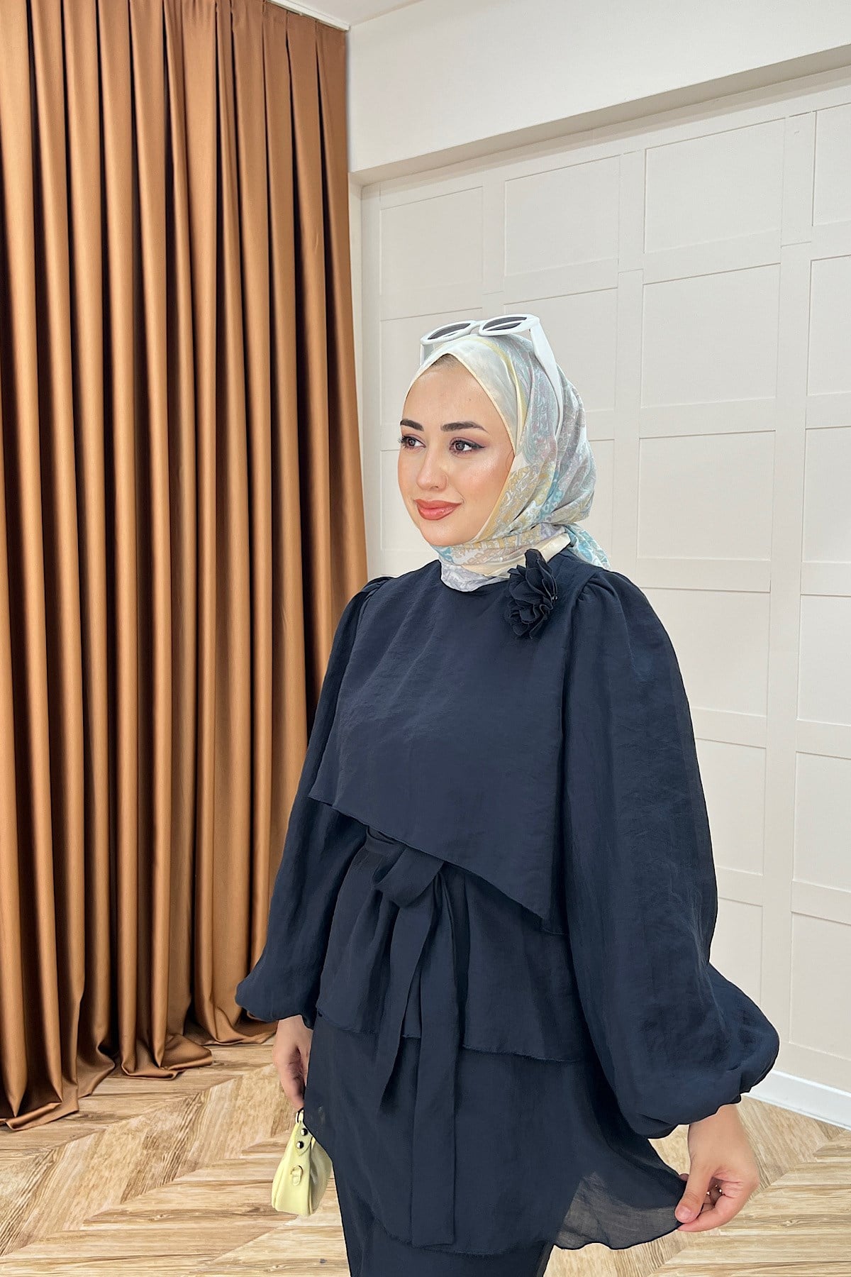Aura Broş Detay Takım Lacivert