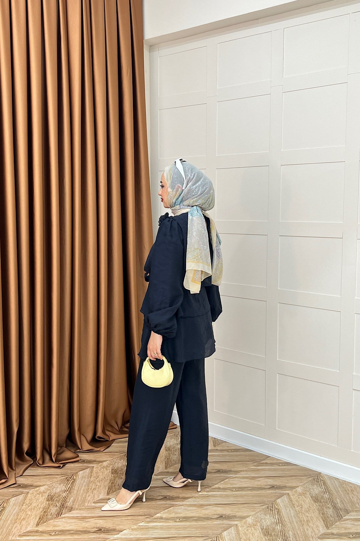 Aura Broş Detay Takım Lacivert