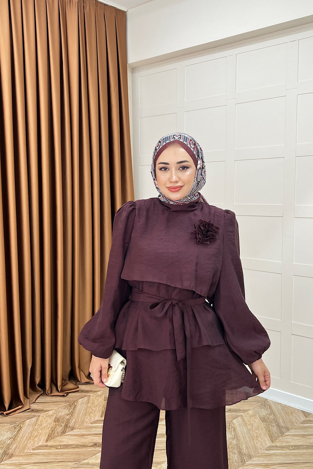 Aura Broş Detay Takım Mürdüm