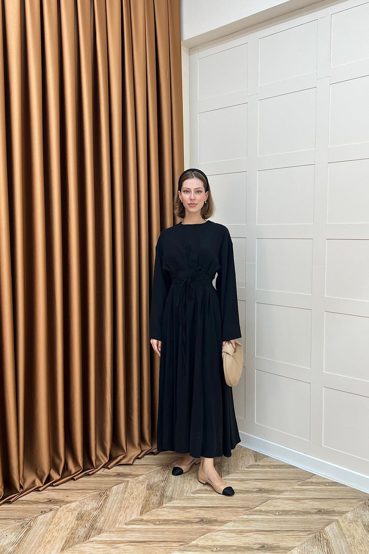 Belden Bağlamalı Cupra Elbise Siyah