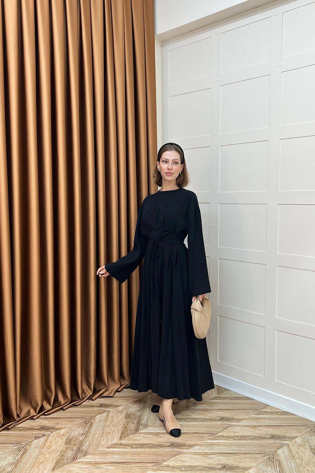 Belden Bağlamalı Cupra Elbise Siyah