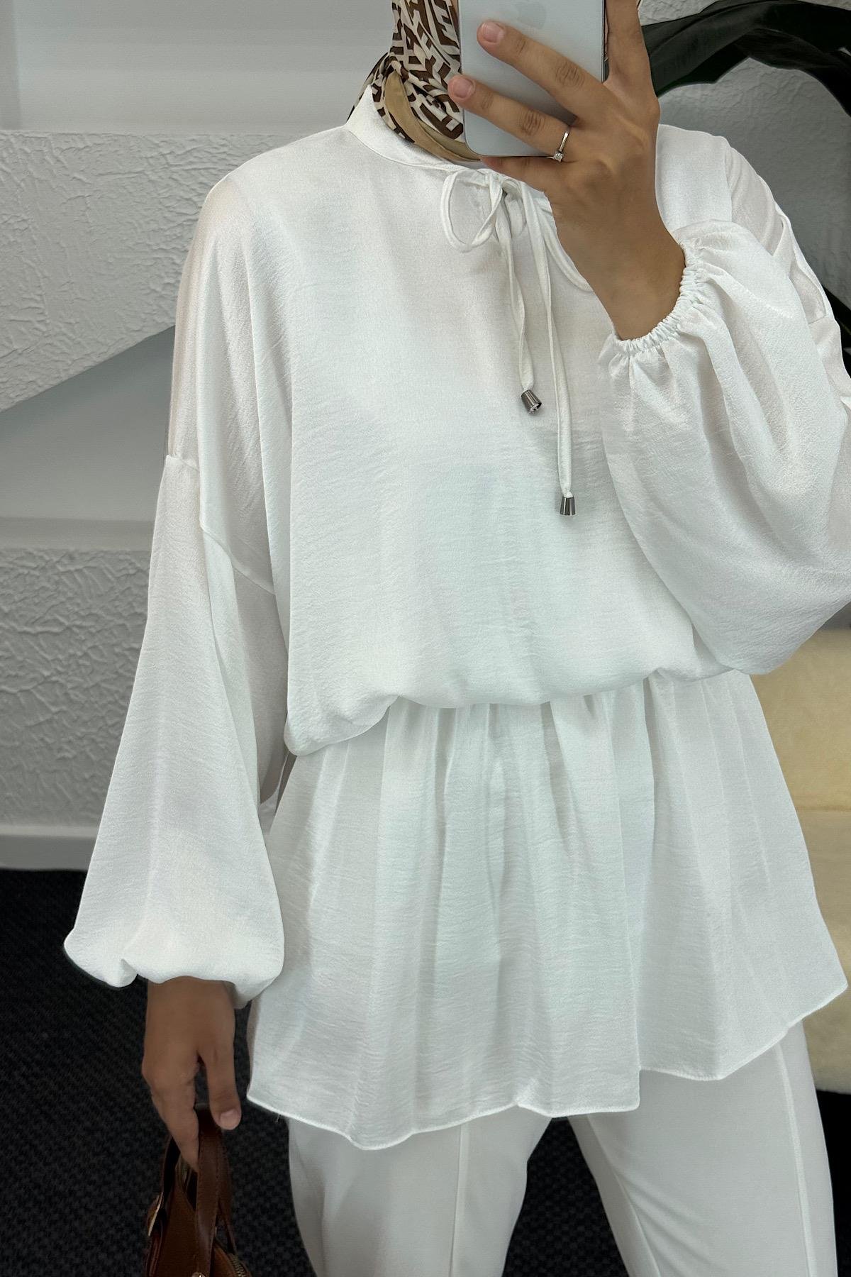 Belden Lastikli Yarasa Kol Tunik Beyaz