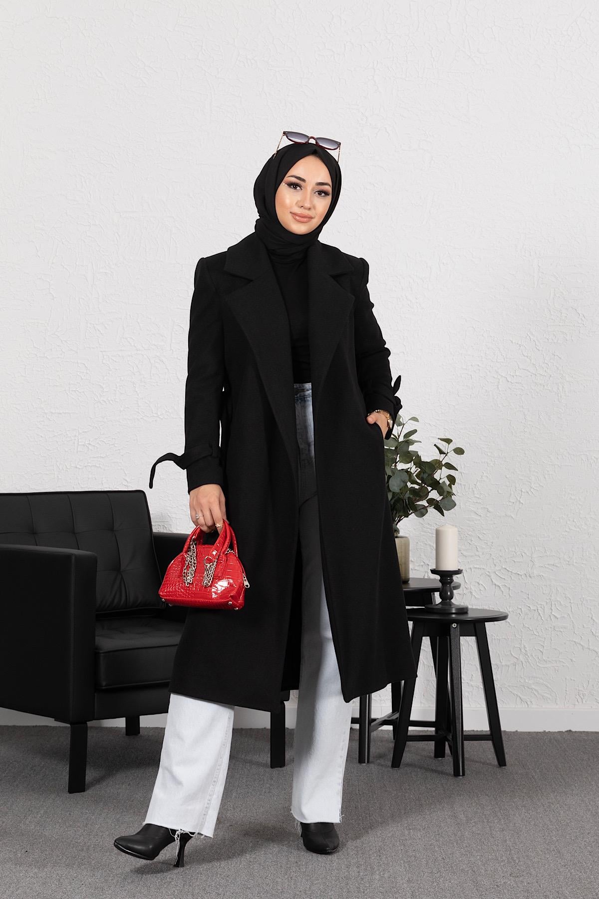 Bilek Detay Kuşaklı Uzun Kaşe Kaban Siyah