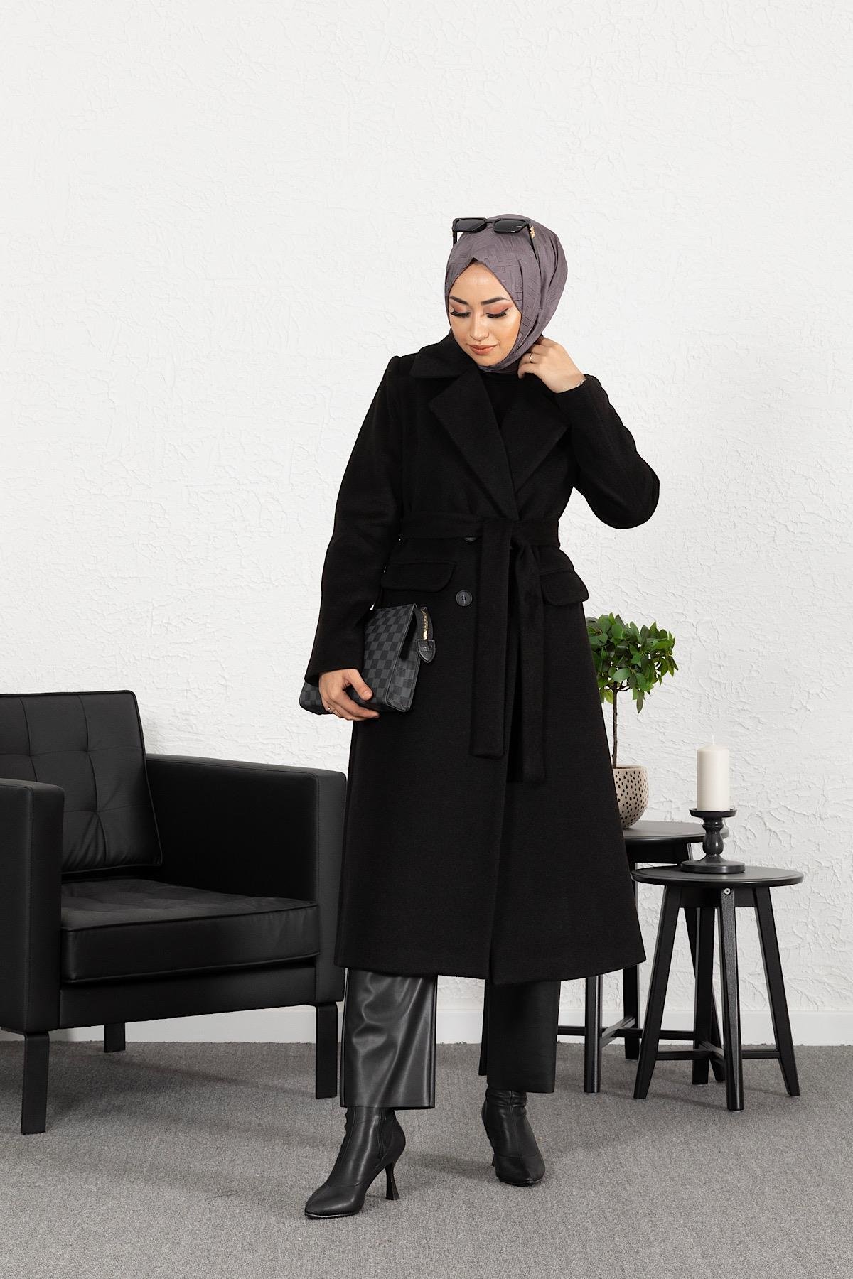 Cep Kapaklı Dört Düğme Kaban Siyah