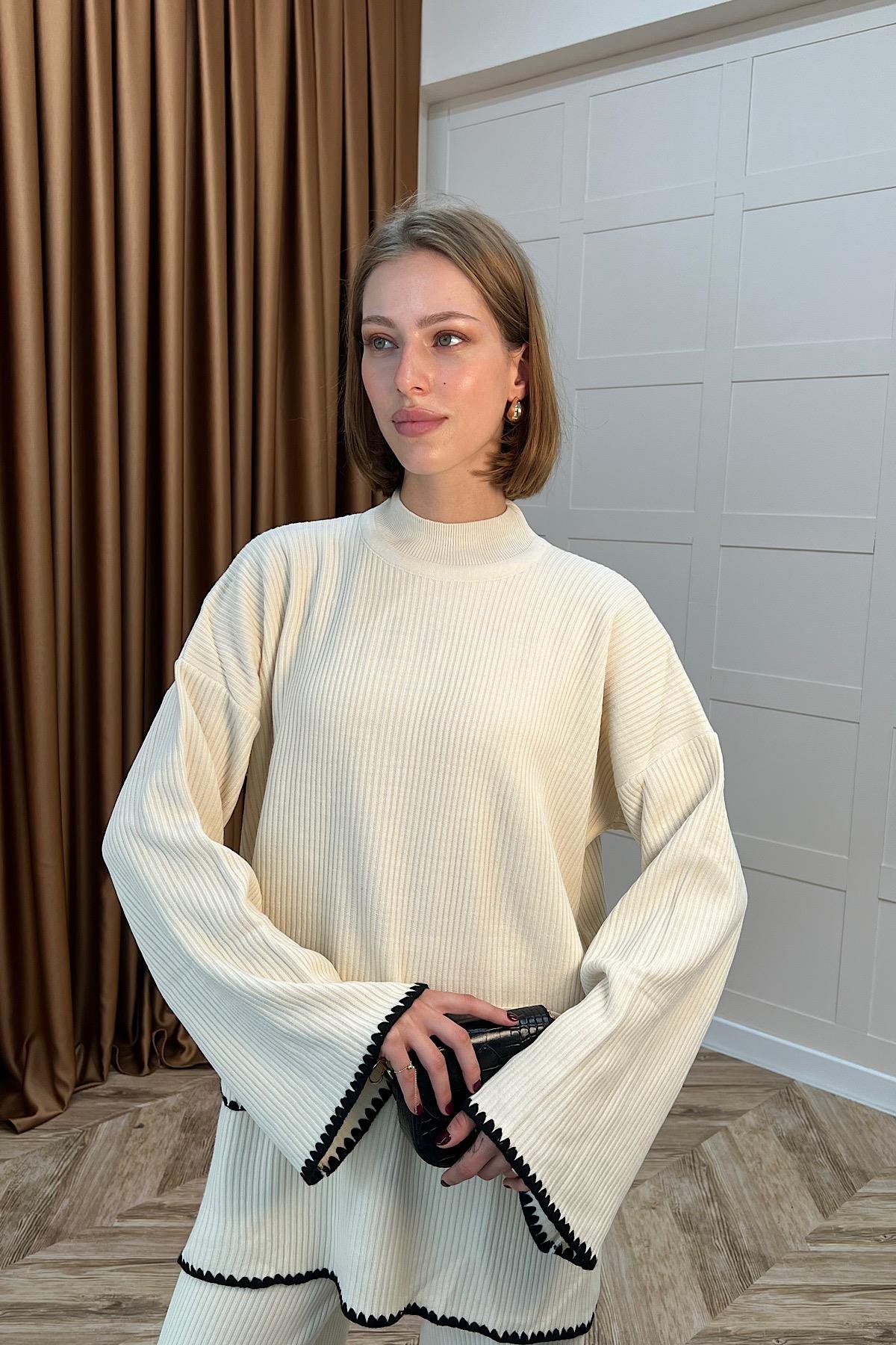 Cep Örgülü Triko Takım Krem