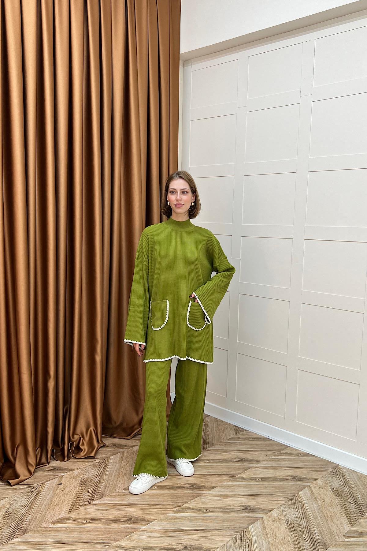 Cep Örgülü Triko Takım Yağ Yeşili