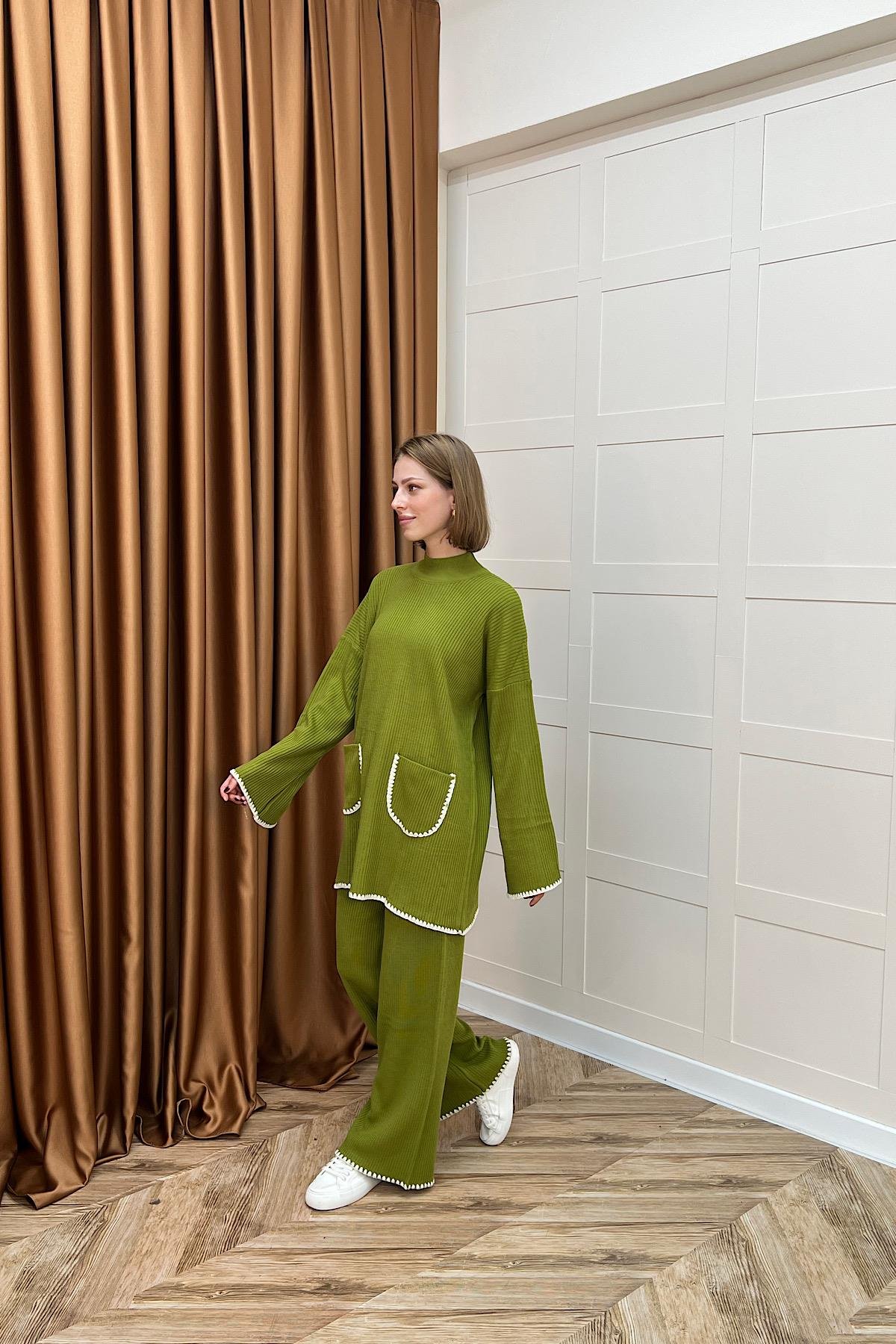 Cep Örgülü Triko Takım Yağ Yeşili