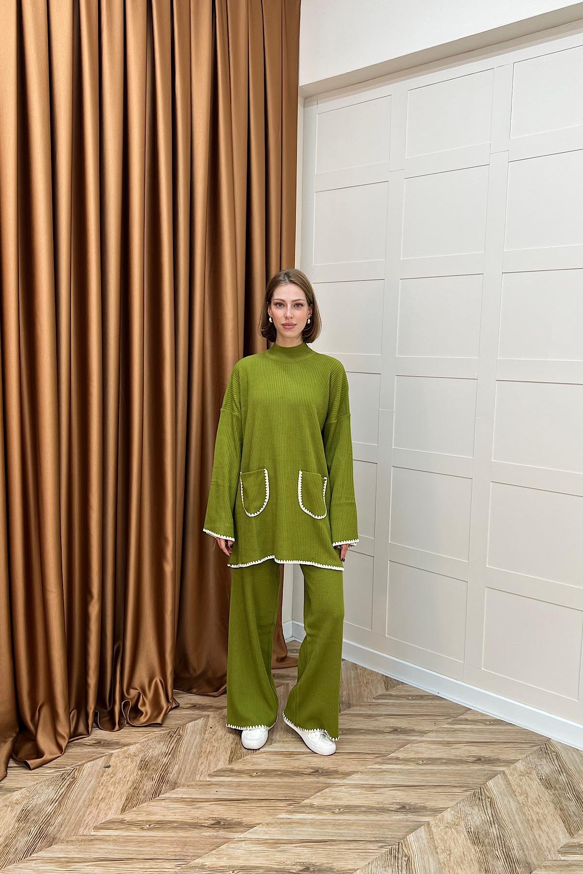 Cep Örgülü Triko Takım Yağ Yeşili