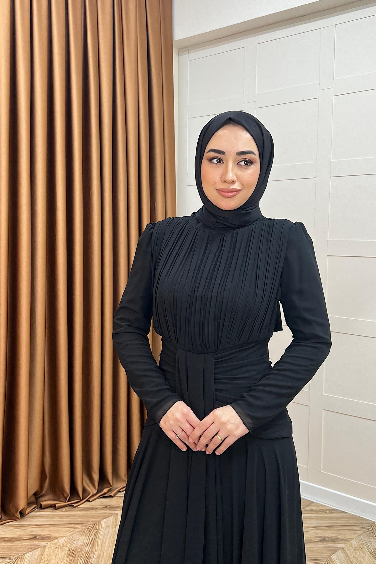Elanor Bel Detay Şifon Abiye Siyah