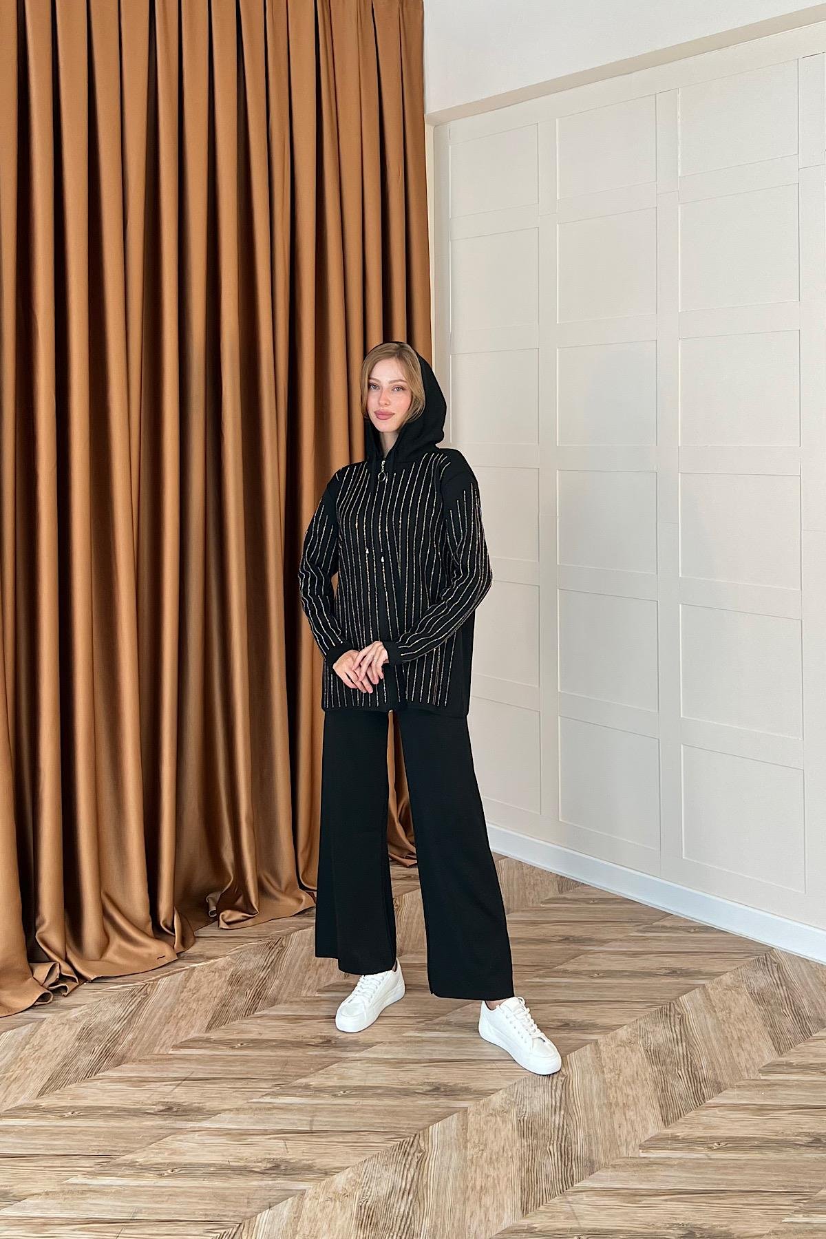 Eros Kapüşonlu Taşlı Triko Takım Siyah