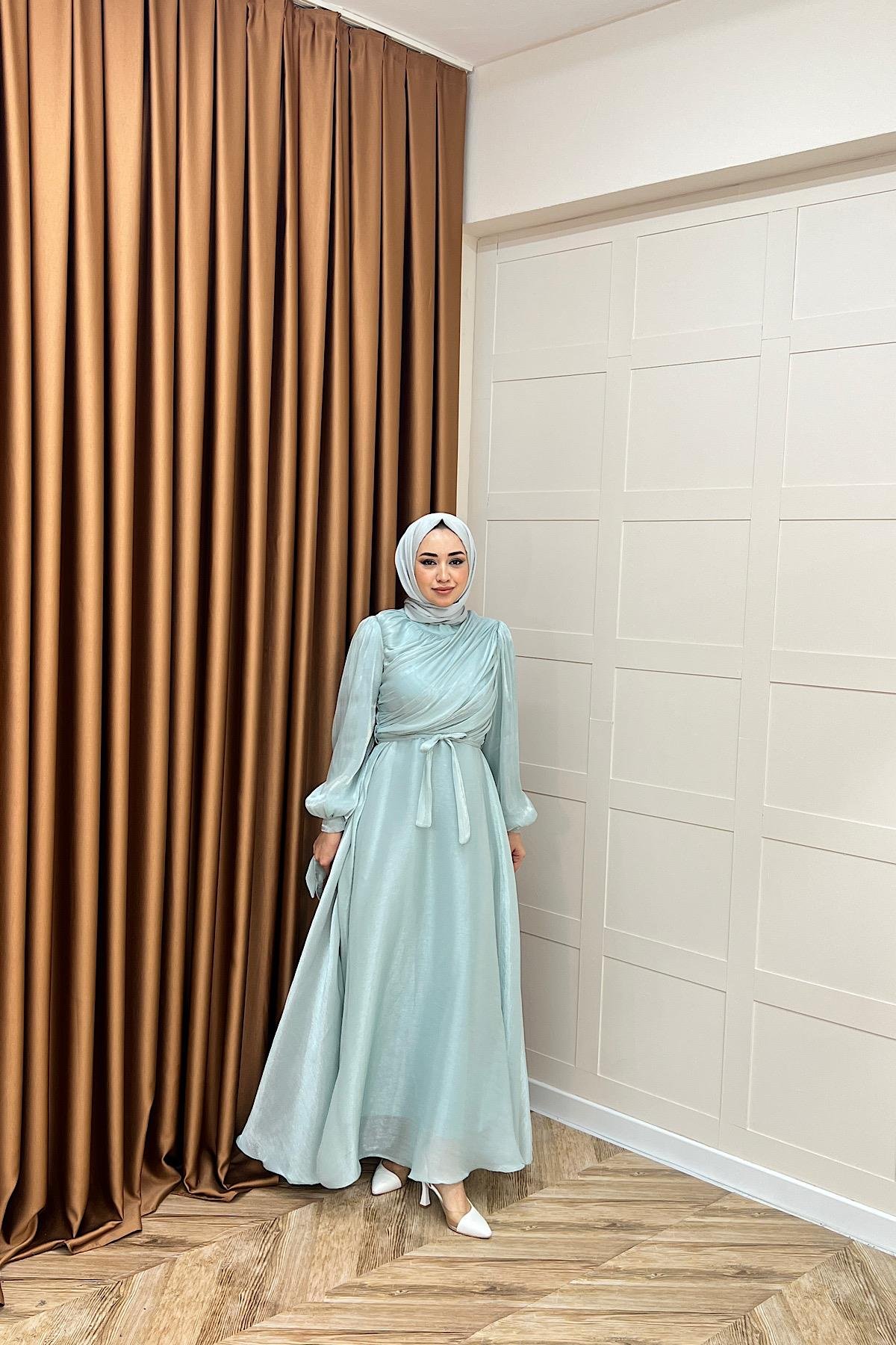 Göğüs Drapeli Abiye Mint