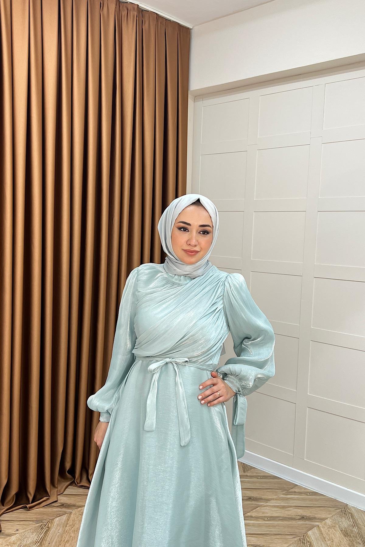 Göğüs Drapeli Abiye Mint