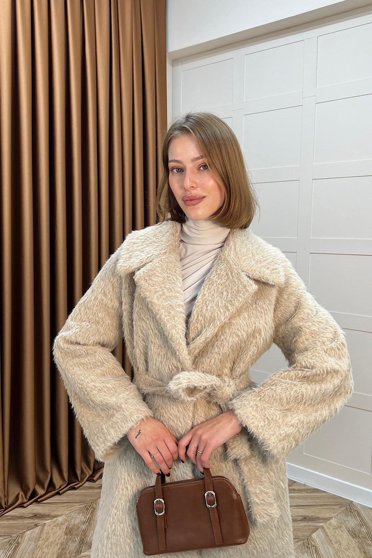 Grok Peluş Kaban Taş