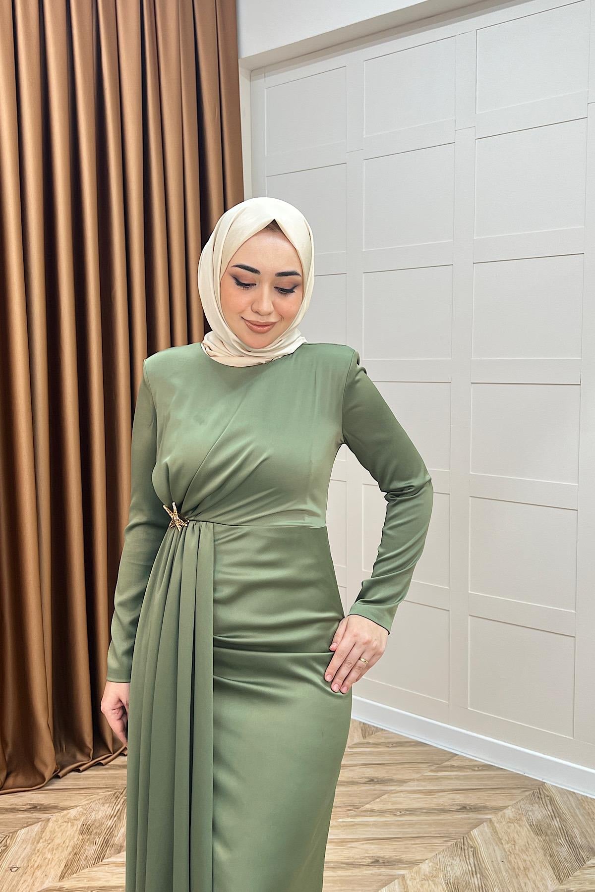 Hazel Saten Abiye Yeşil