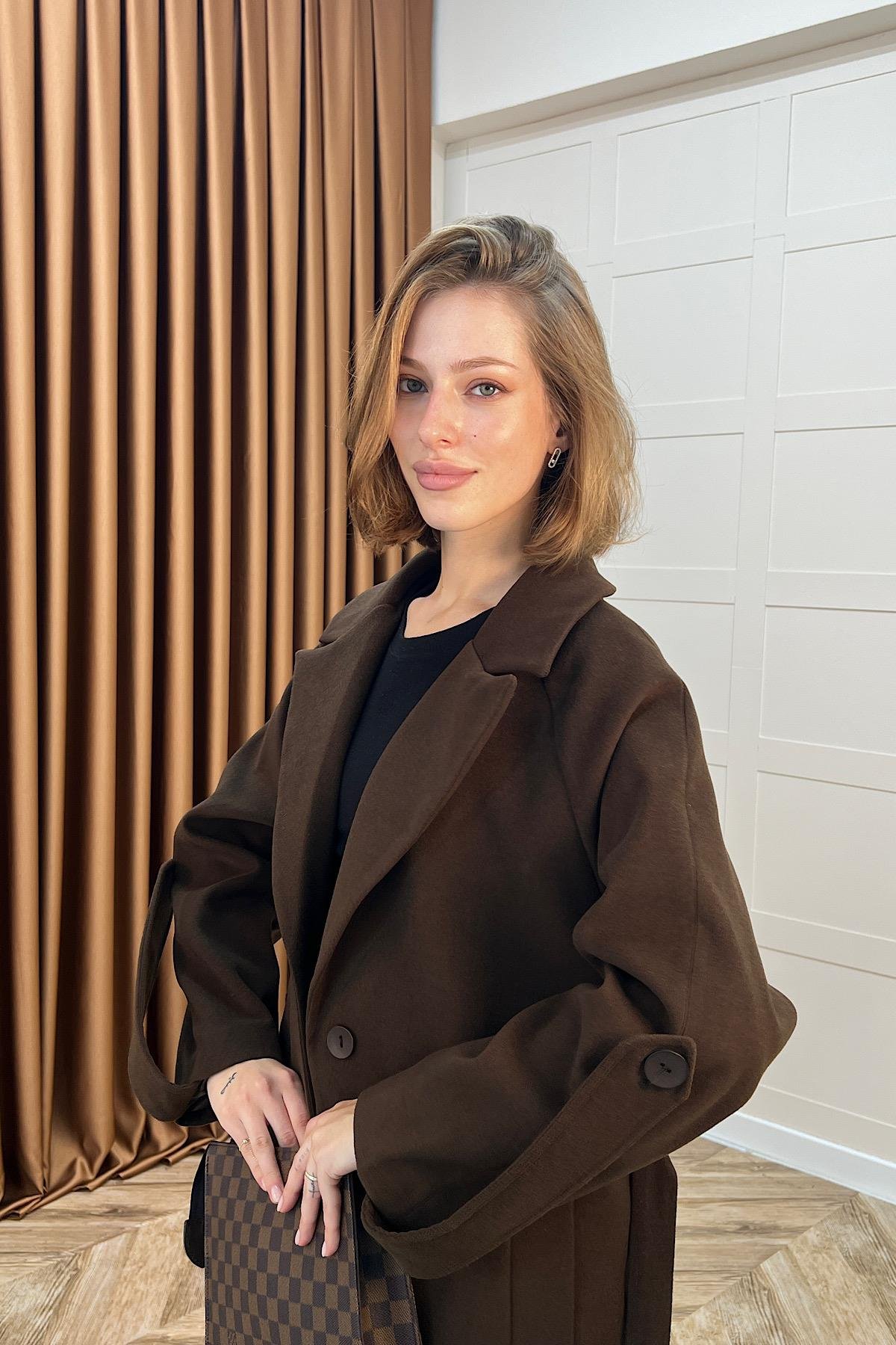 Kol Detay Kaşe Kaban Kahverengi