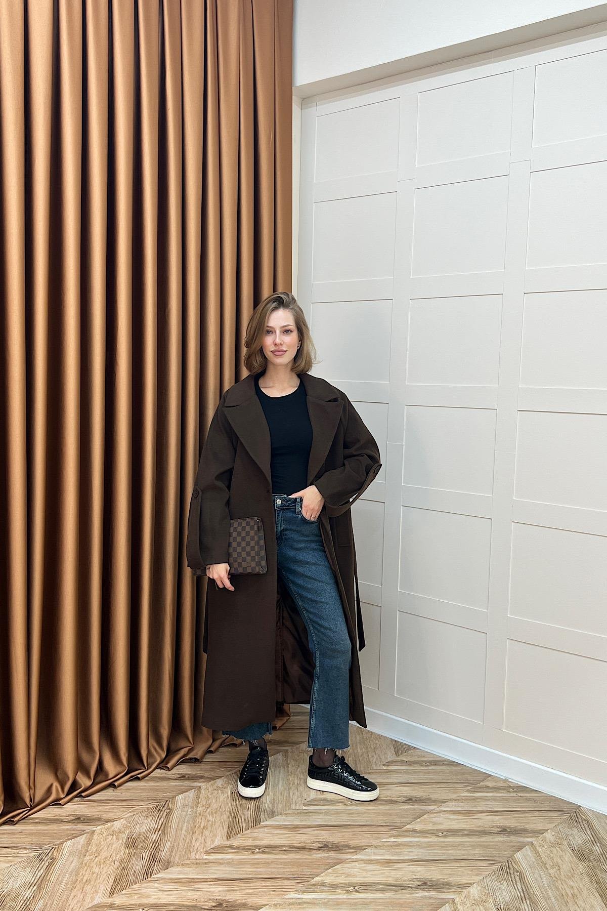 Kol Detay Kaşe Kaban Kahverengi