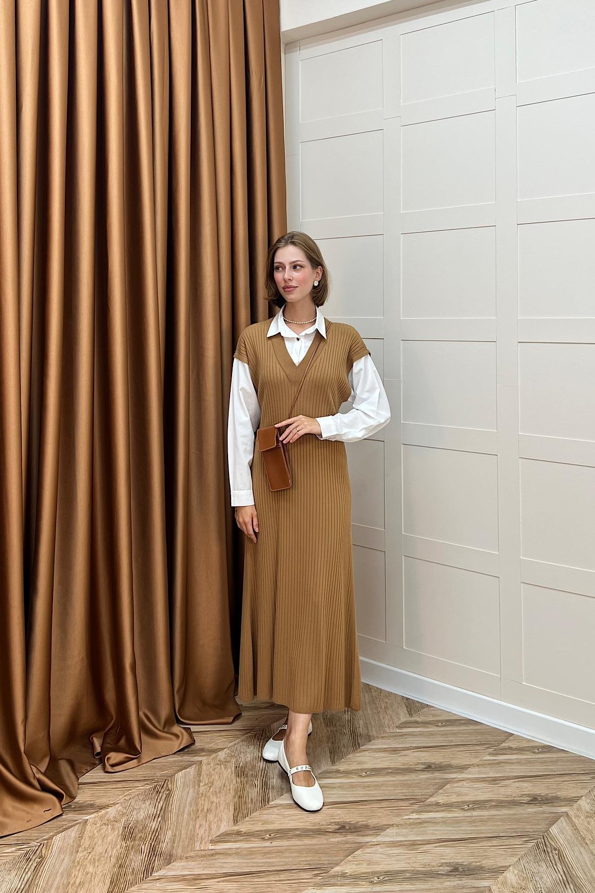 Kol Yaka Gömlekli Triko Elbise Camel