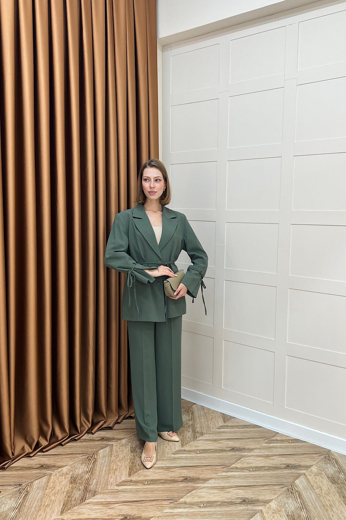 Kuşak Detay Ceket Takım Yeşil