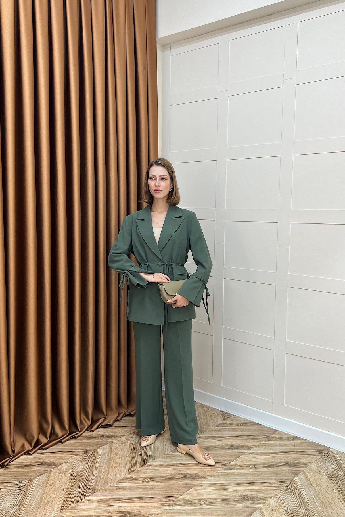 Kuşak Detay Ceket Takım Yeşil