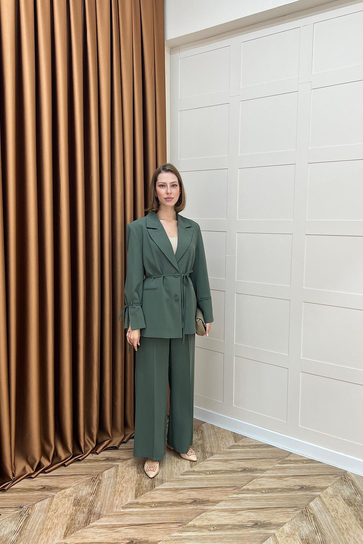 Kuşak Detay Ceket Takım Yeşil