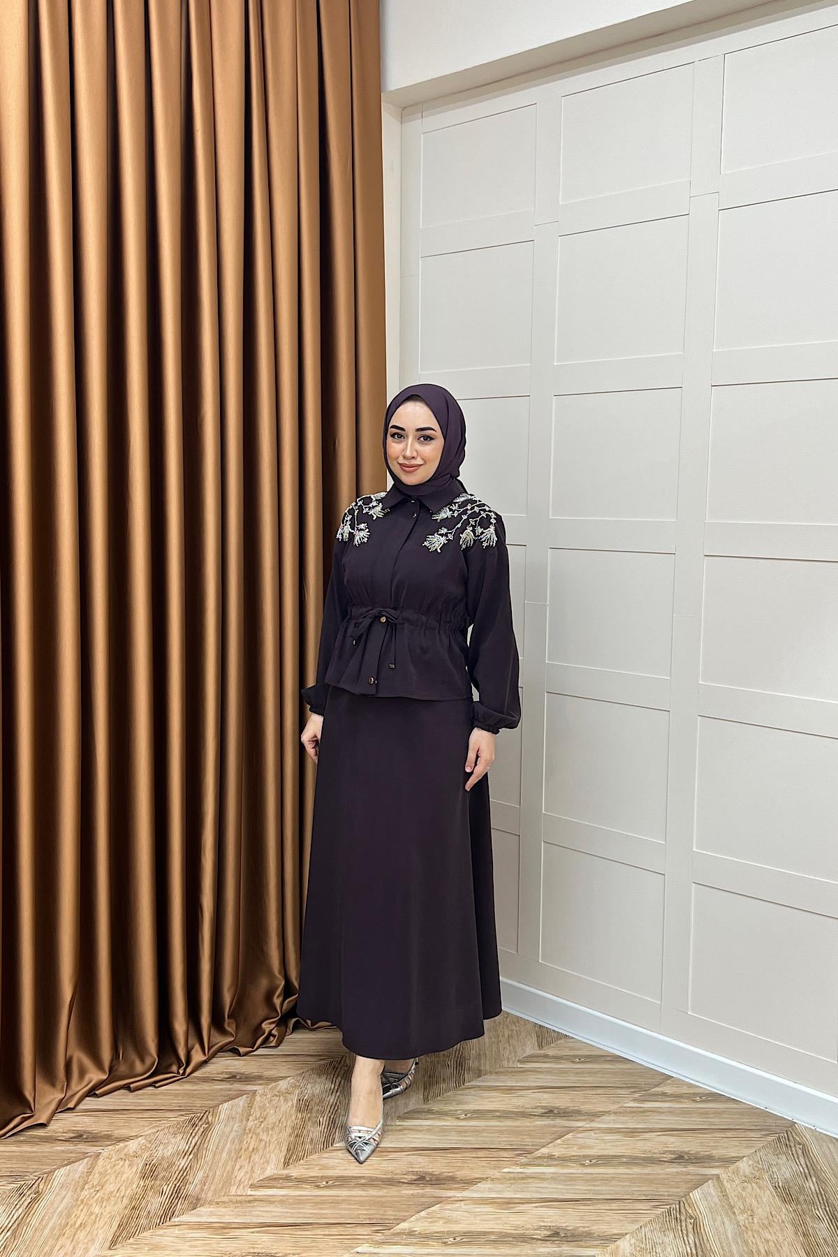 Laura Taş İşlemeli Etek Takım Mürdüm