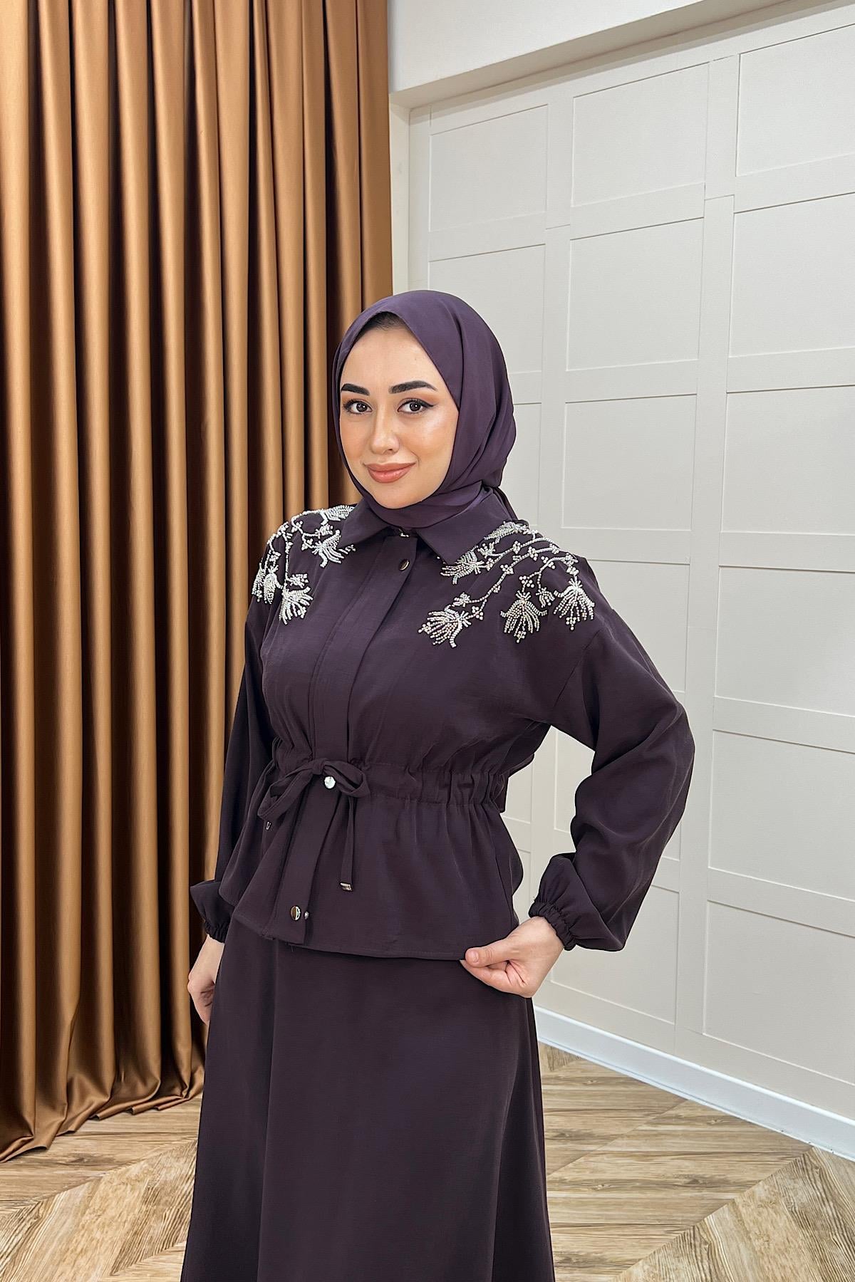 Laura Taş İşlemeli Etek Takım Mürdüm