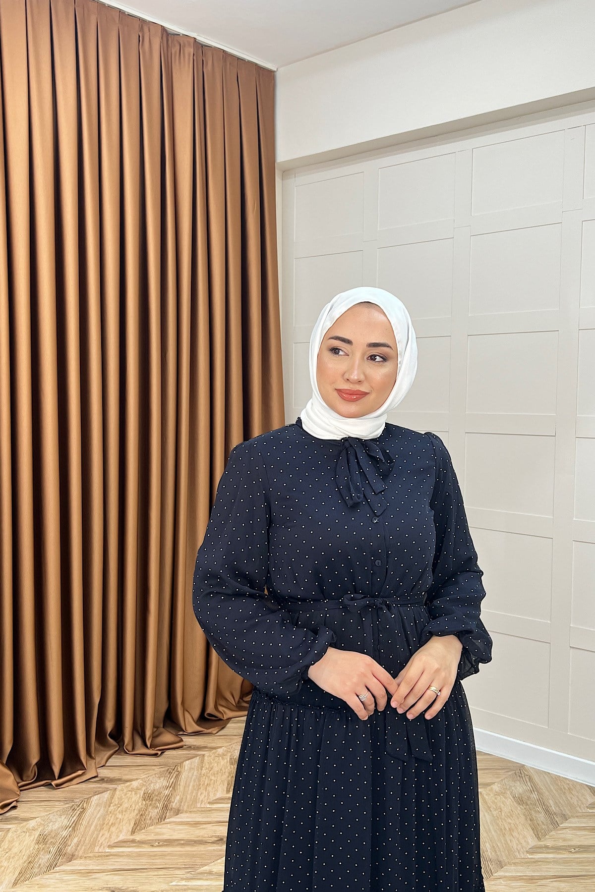 Lea Puantiyeli Şifon Elbise Lacivert