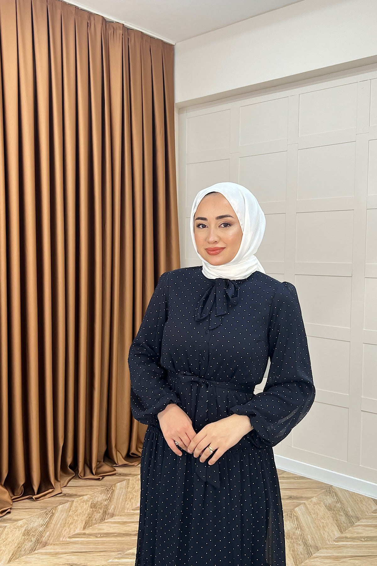 Lea Puantiyeli Şifon Elbise Lacivert