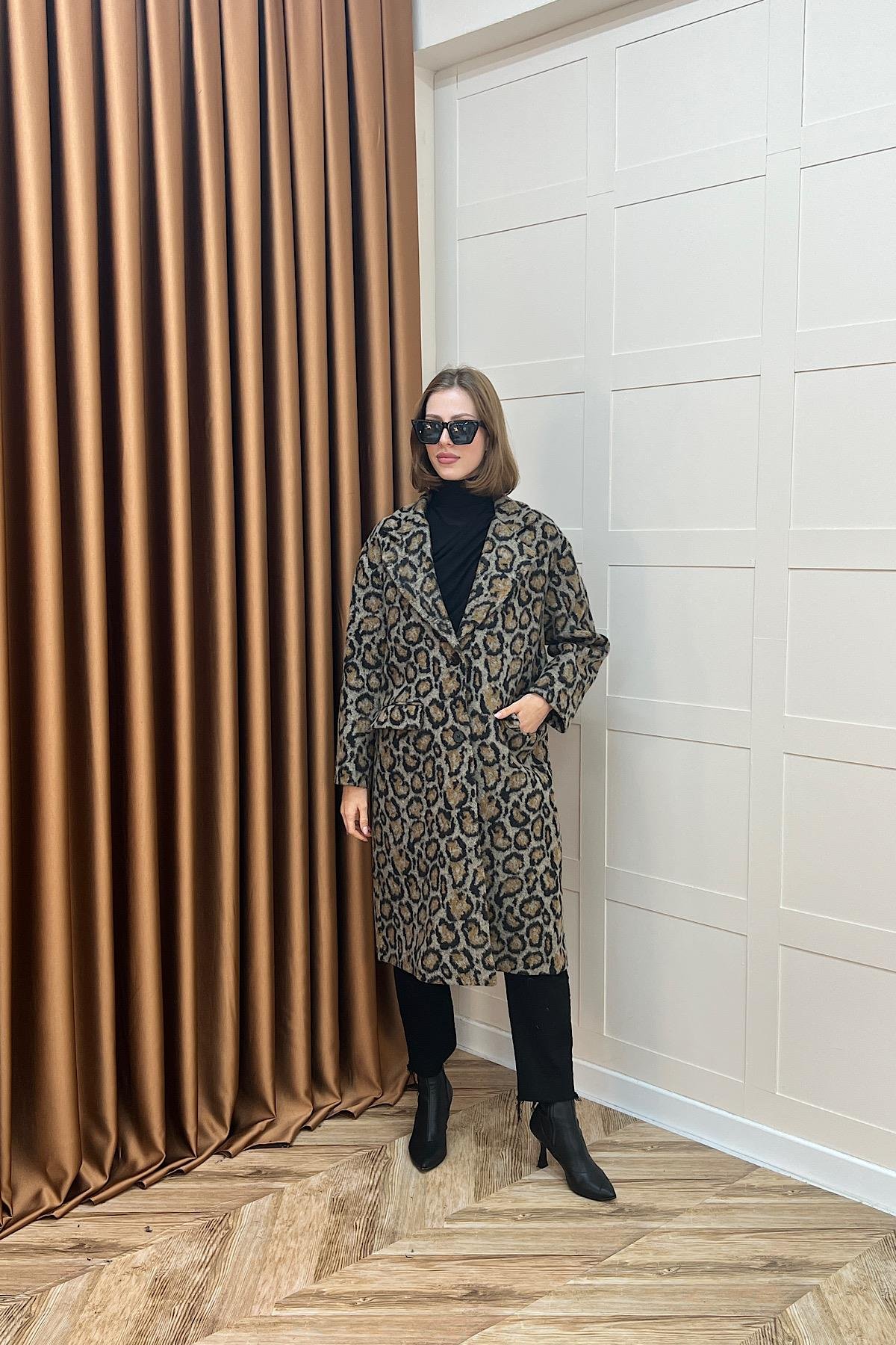 Leopar Desen Kaşe Kaban Kahverengi