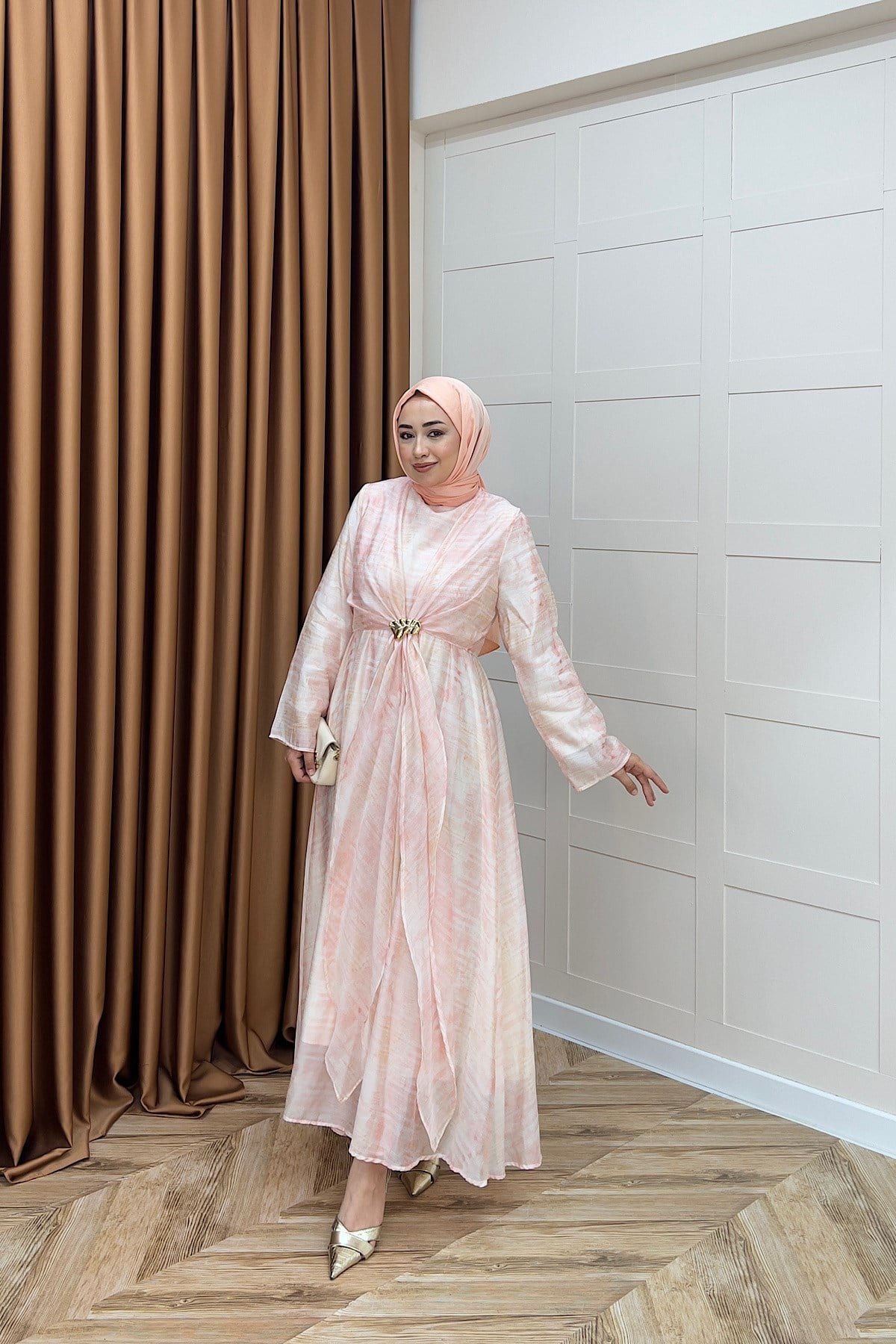 Liana Broş Detay Elbise Pembe