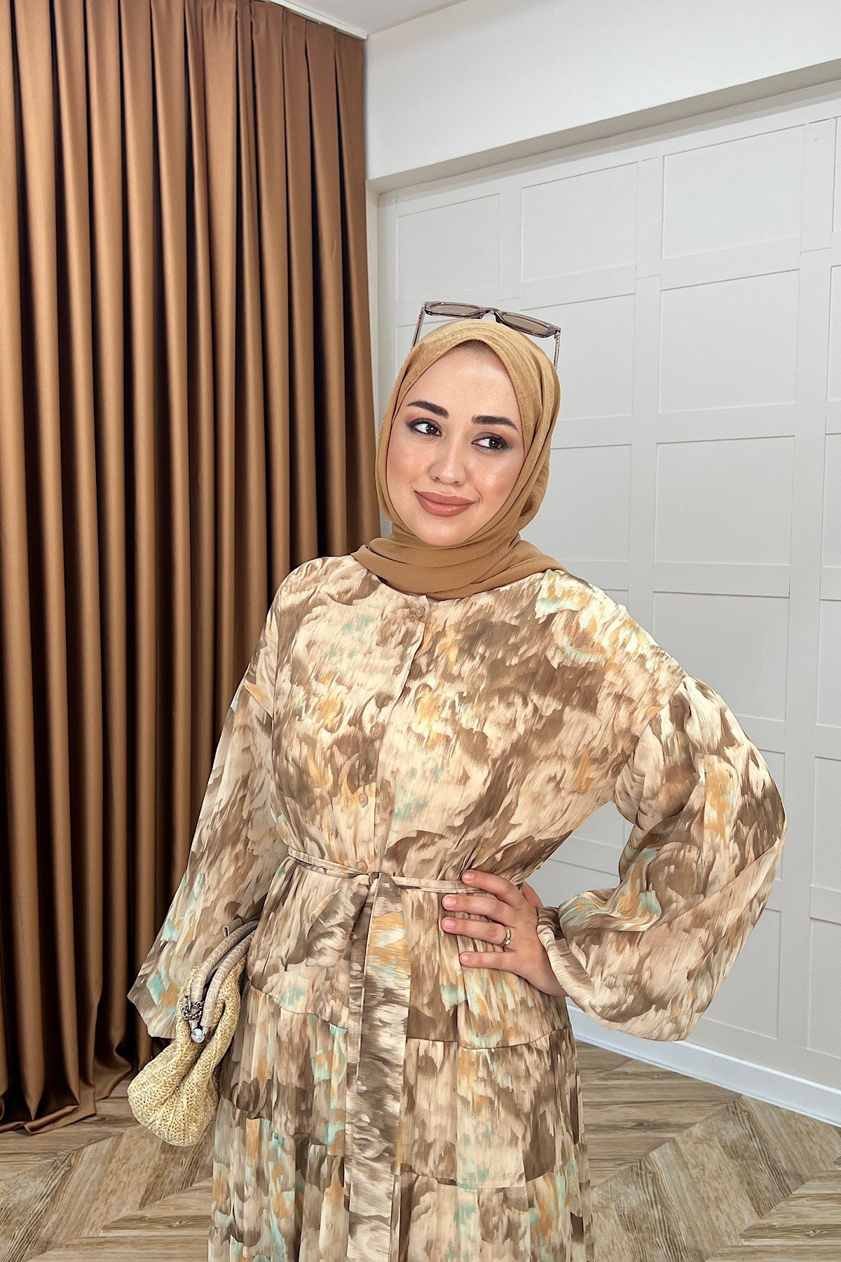 Lily Rüya Desen Şifon Elbise Vizon