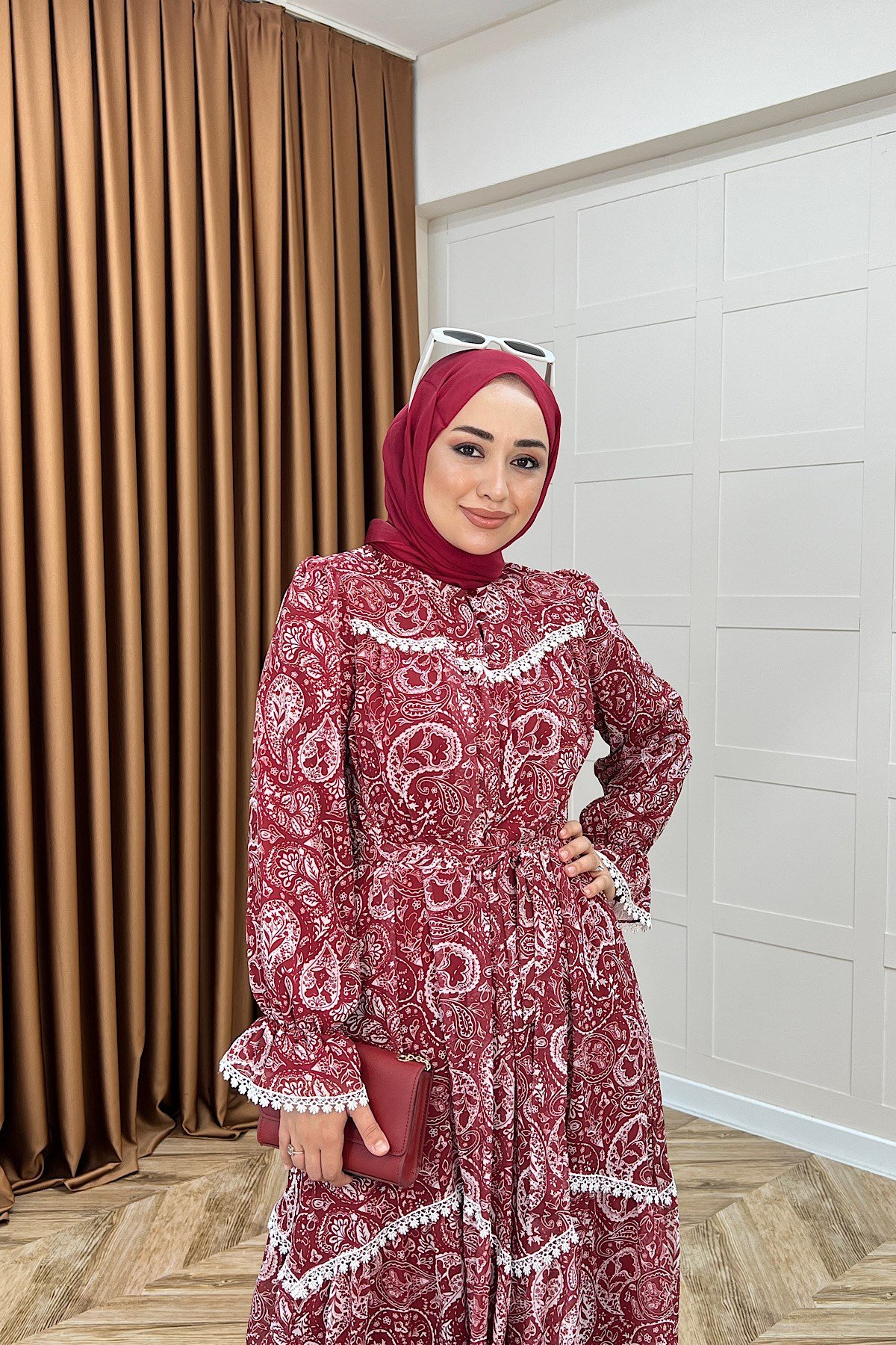 Lisa Dantel Detay Elbise Bordo