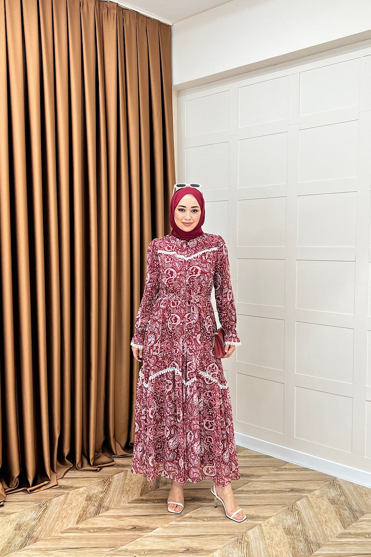 Lisa Dantel Detay Elbise Bordo