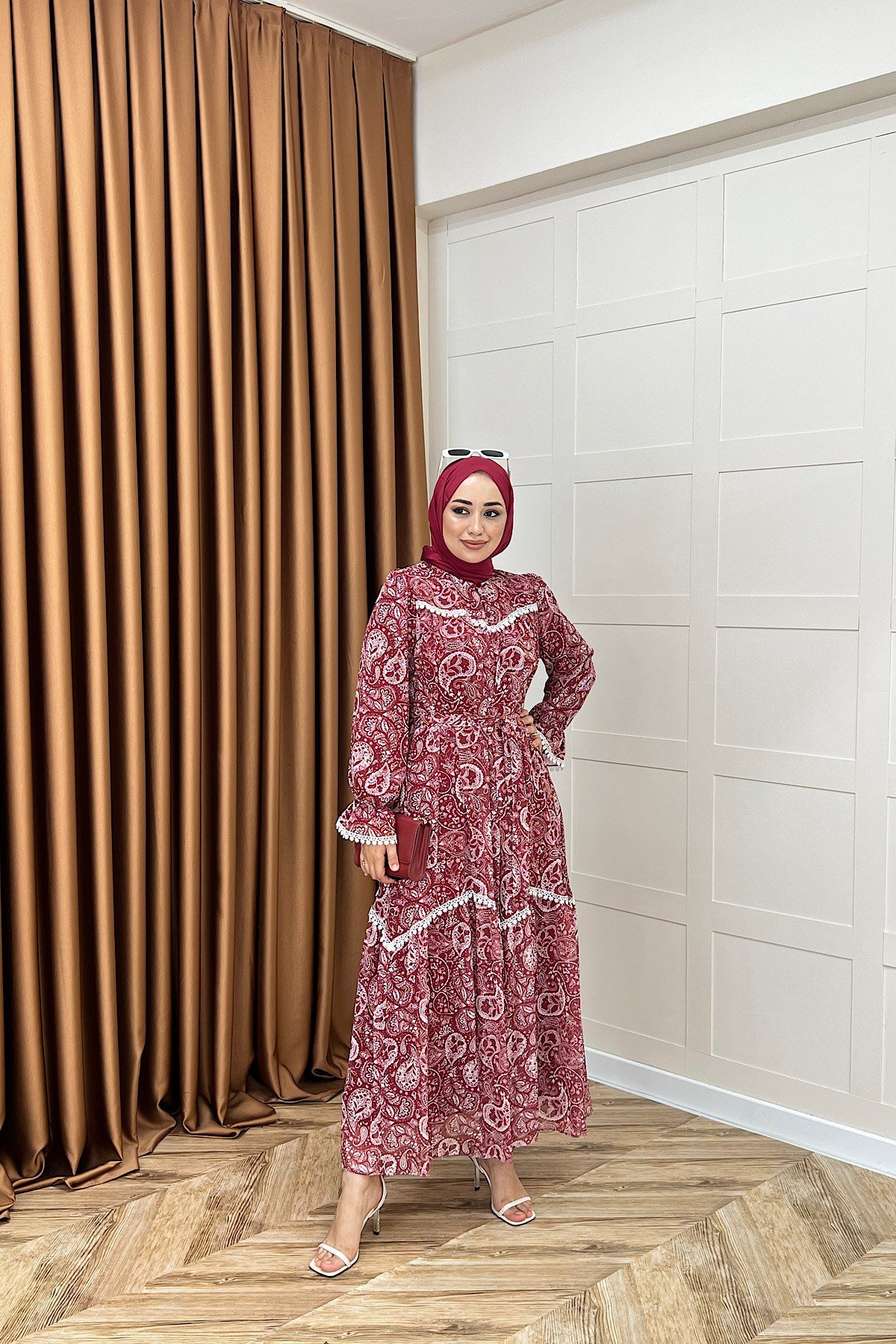 Lisa Dantel Detay Elbise Bordo