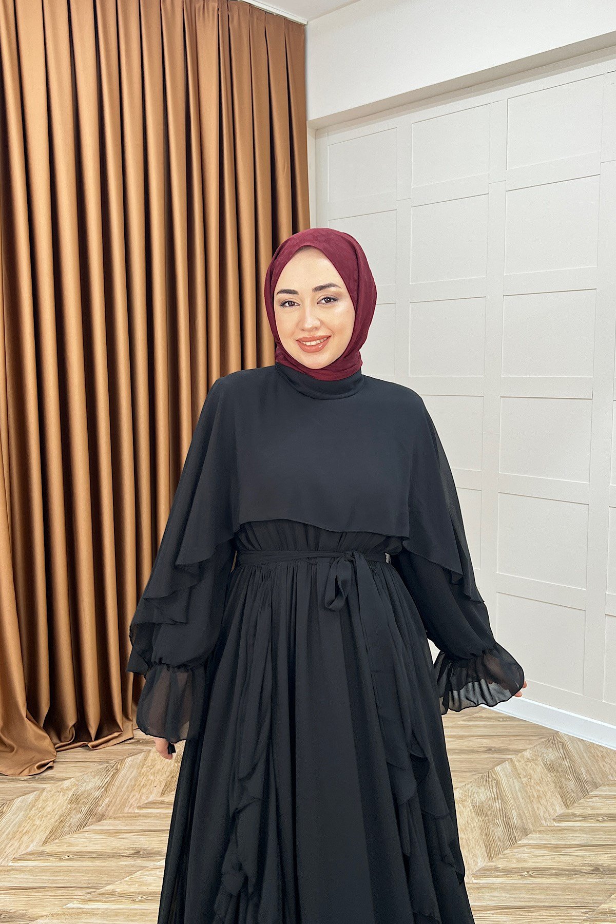 Lovely Şifon Fırfırlı Elbise Siyah