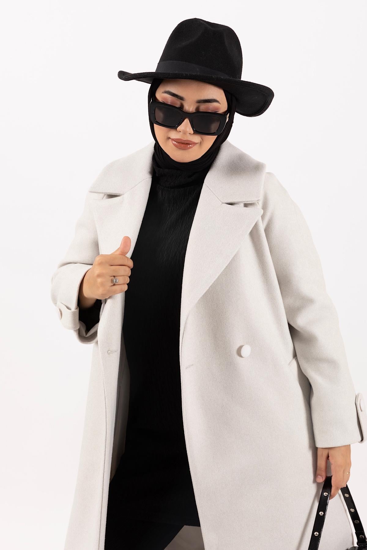 Martina Yırtmaçlı Kaban Taş