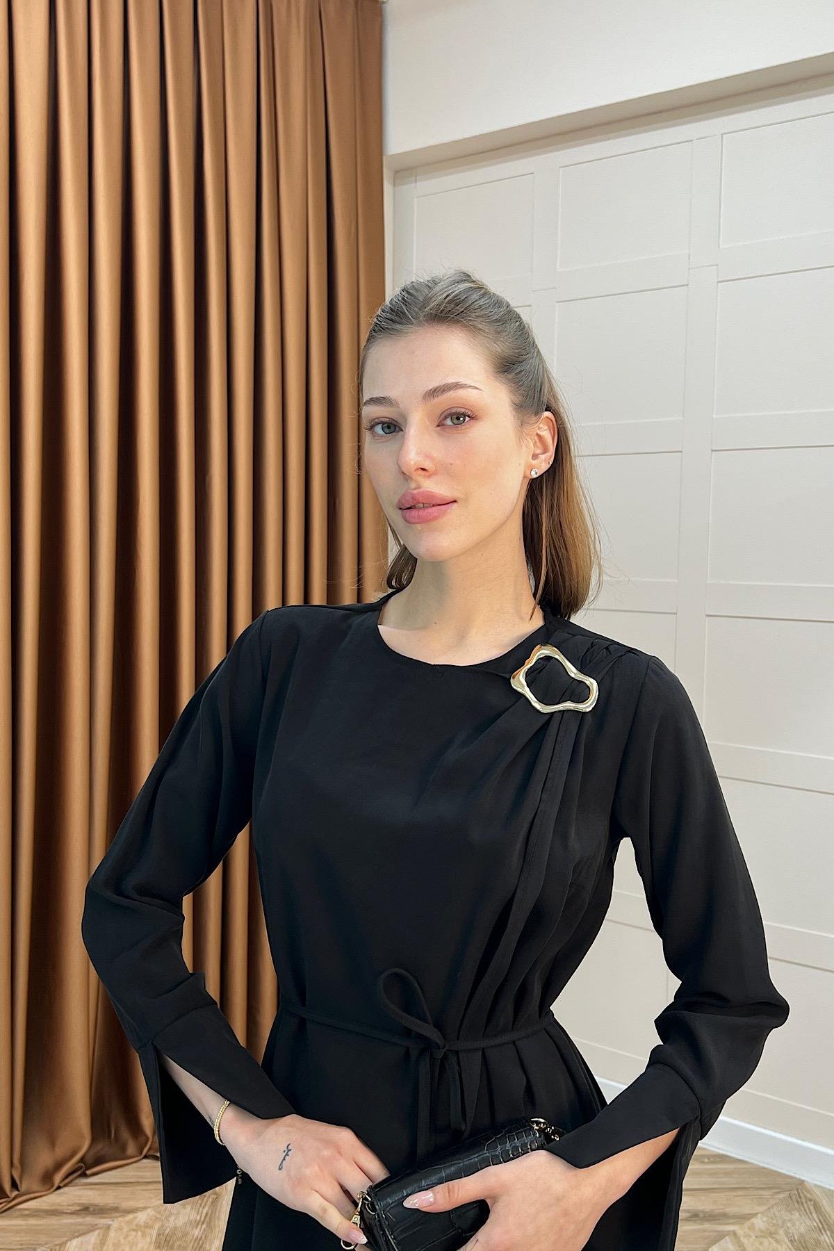 Paria Toka Detay Elbise Siyah