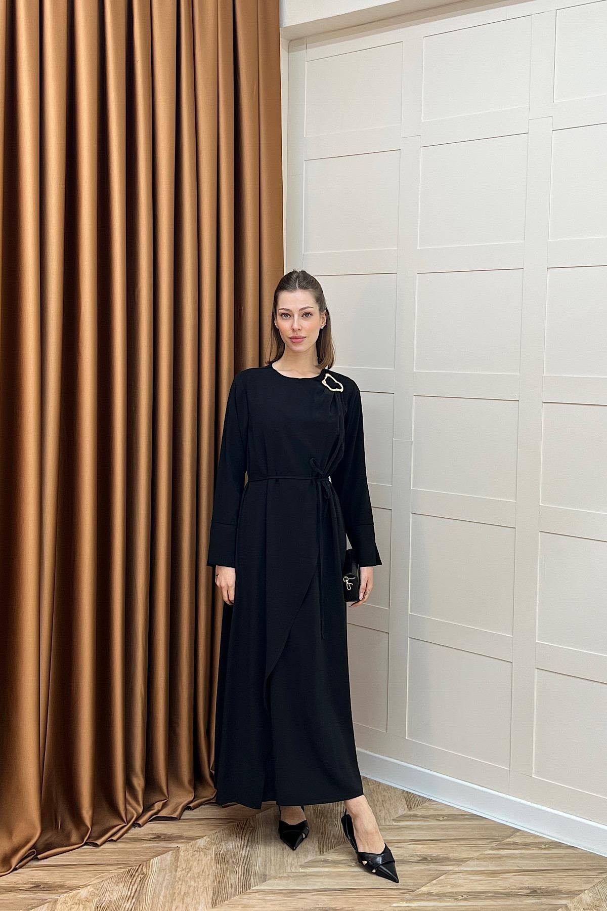 Paria Toka Detay Elbise Siyah