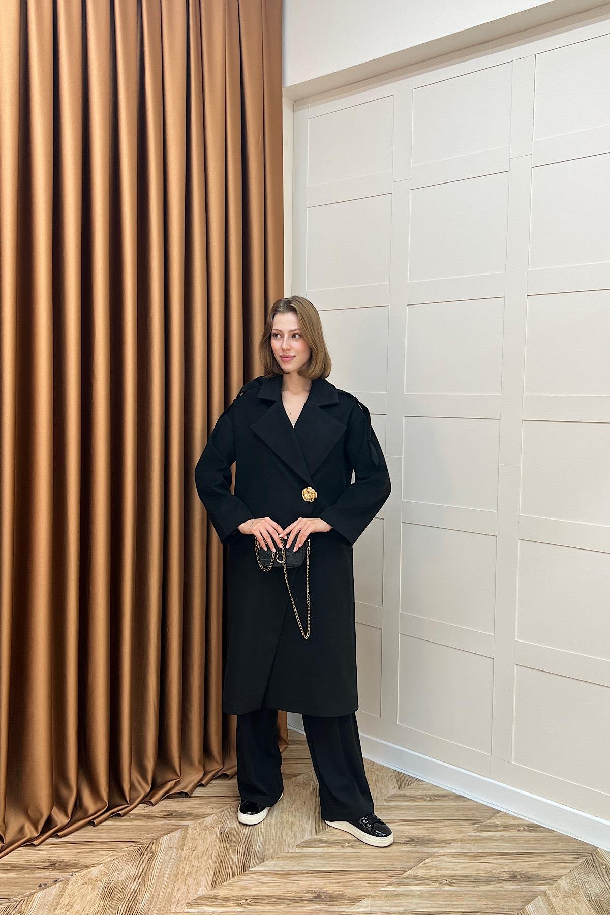 Parya Omuz Detay Kaşe Kaban Siyah