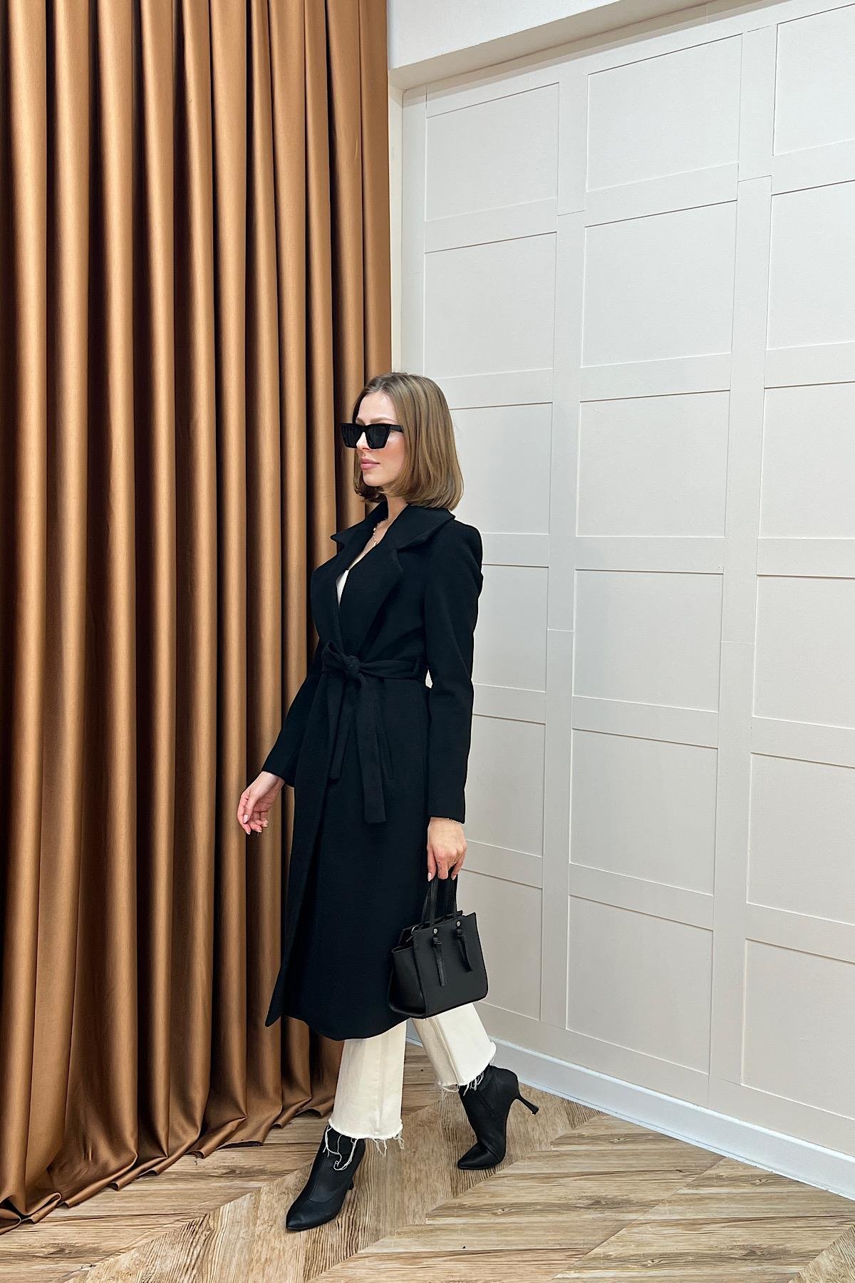 Premium Kuşaklı Kaşe Kaban Siyah