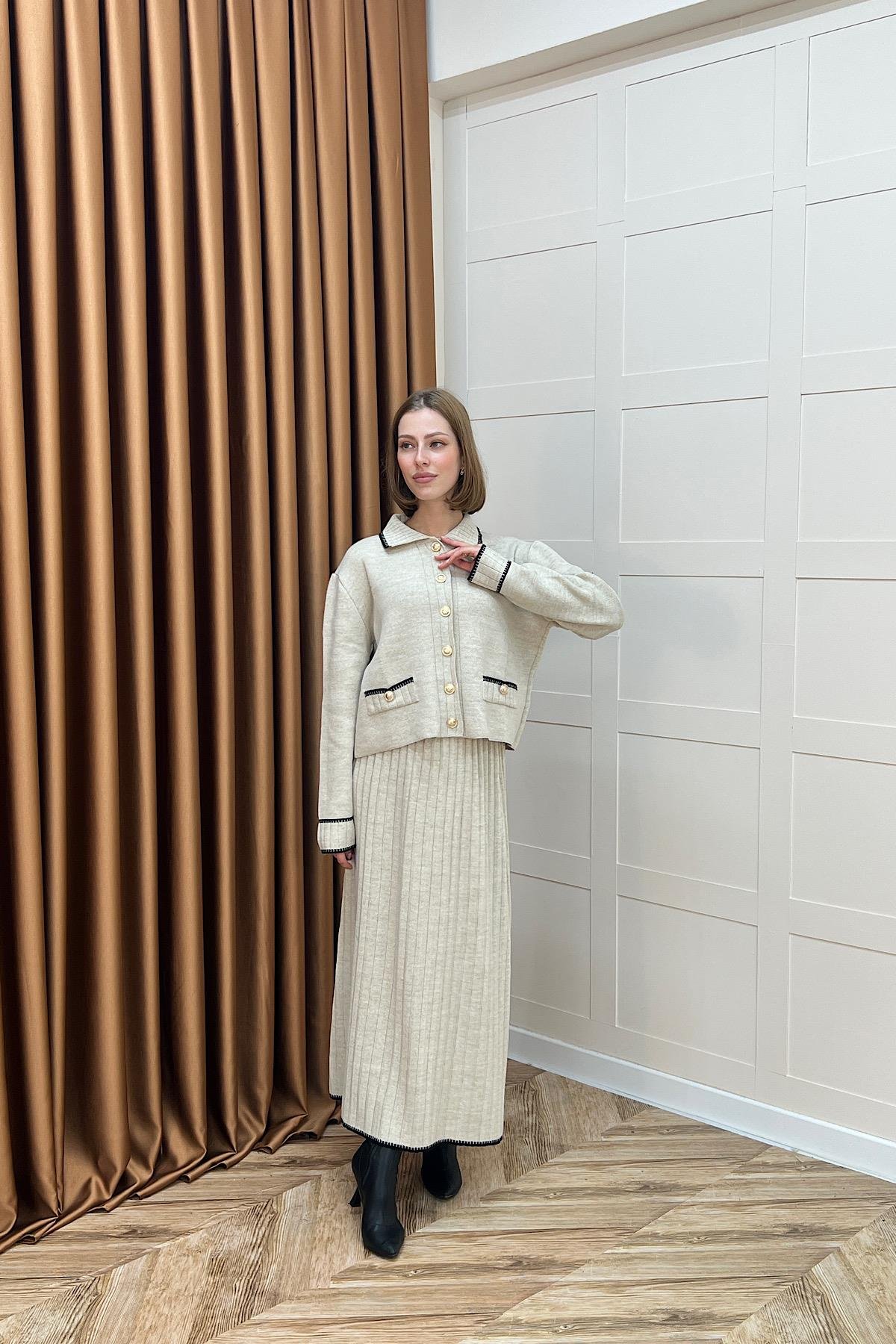 Roma Etekli Triko Takım Taş