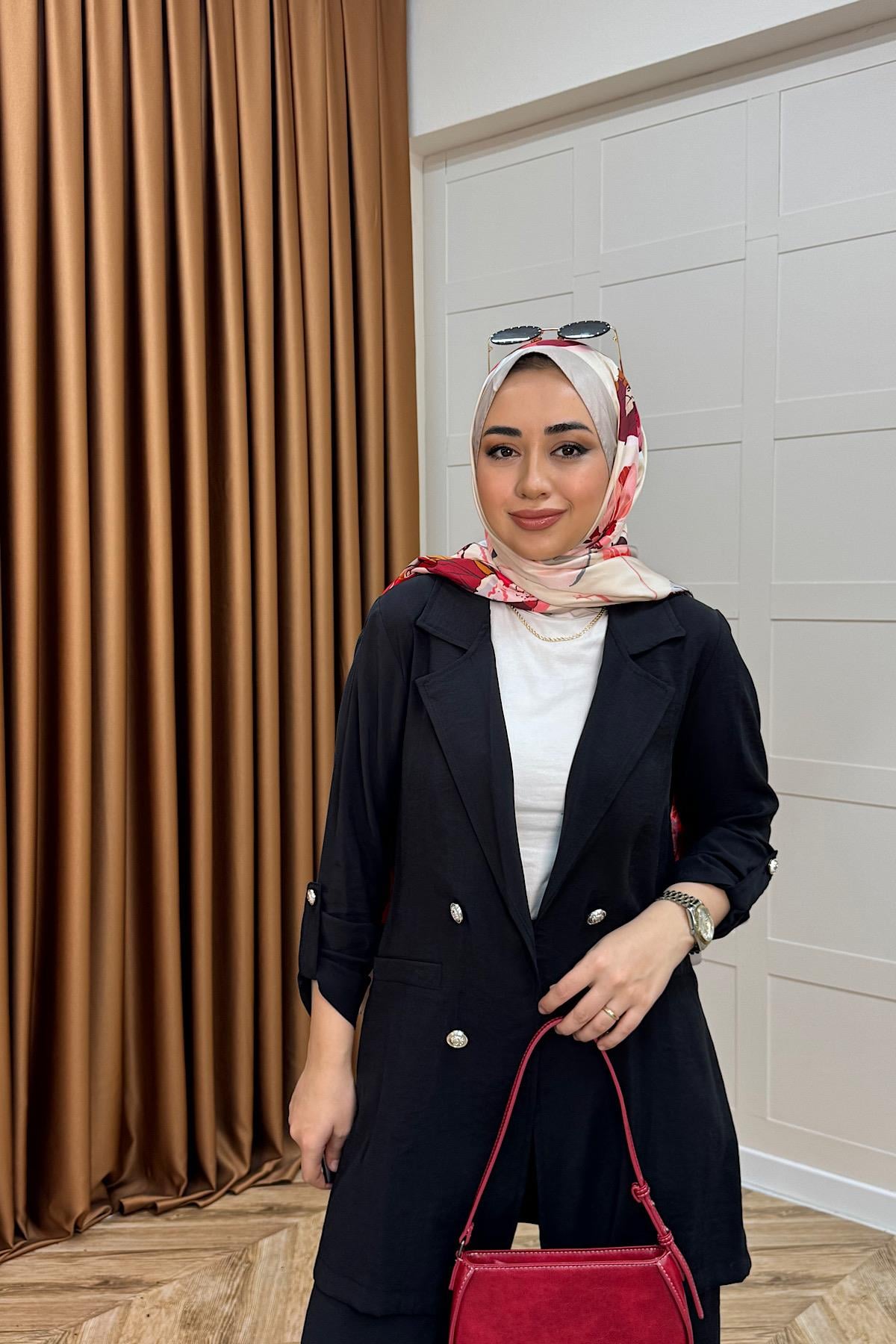Sandra Ceketli Takım Siyah