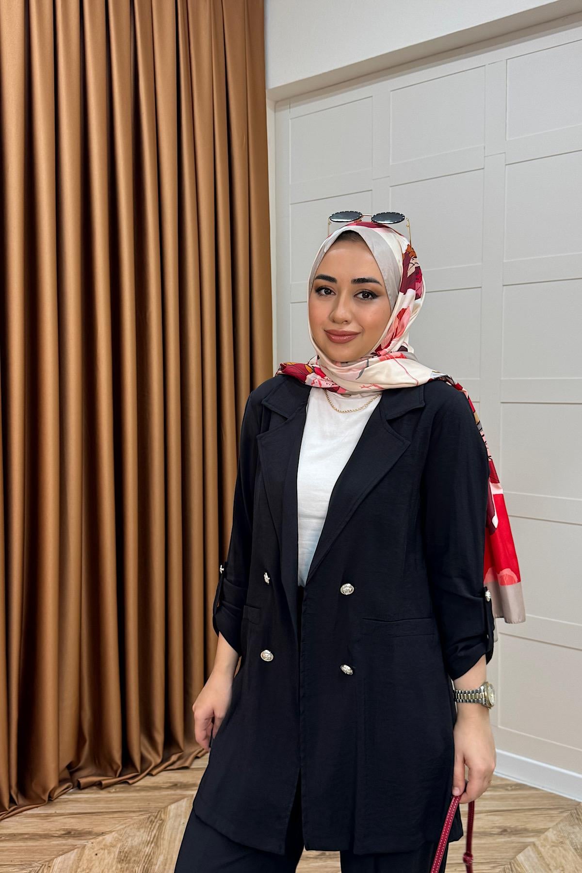 Sandra Ceketli Takım Siyah
