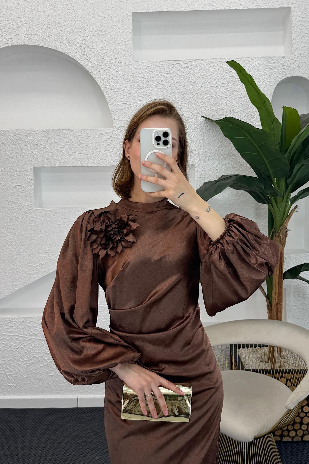 Sanna Broş Detay Abiye Kahverengi